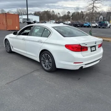 Photos of 2017 BMW 5 Series 530i xDrive for sale in Gurnee, IL at CarWise Gurnee