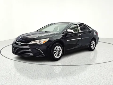 Another view of 2017 Toyota Camry LE for sale in Gurnee, IL at CarWise Gurnee