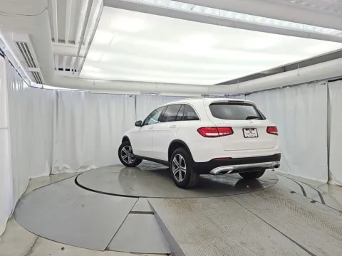 More photos of 2019 Mercedes-Benz GLC 300 at CarWise Gurnee, IL
