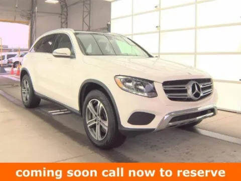 Green 2019 Mercedes-Benz GLC 300 for sale in Gurnee, IL