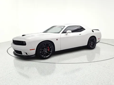 More photos of 2021 Dodge Challenger R/T Scat Pack at CarWise Gurnee, IL