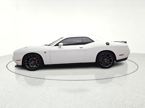 More photos of 2021 Dodge Challenger R/T Scat Pack at CarWise Gurnee, IL