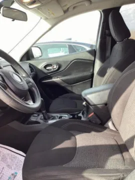 Another view of 2020 Jeep Cherokee Latitude for sale in Gurnee, IL at CarWise Gurnee