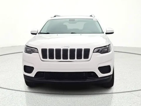 Photos of 2020 Jeep Cherokee Latitude for sale in Gurnee, IL at CarWise Gurnee