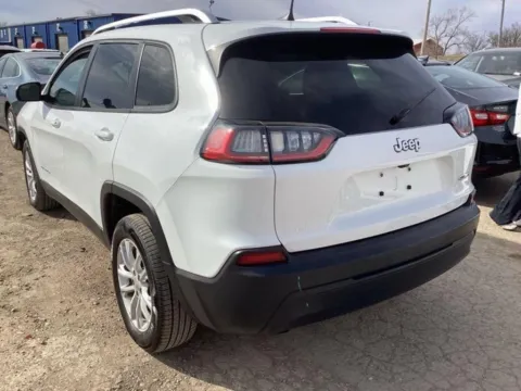 Photos of 2020 Jeep Cherokee Latitude for sale in Gurnee, IL at CarWise Gurnee