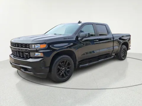 More photos of 2021 Chevrolet Silverado 1500 Custom at CarWise Gurnee, IL