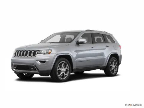 Silver 2018 Jeep Grand Cherokee Altitude for sale in Gurnee, IL