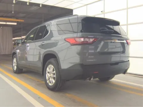 Photos of 2020 Chevrolet Traverse 3LT for sale in Gurnee, IL at CarWise Gurnee