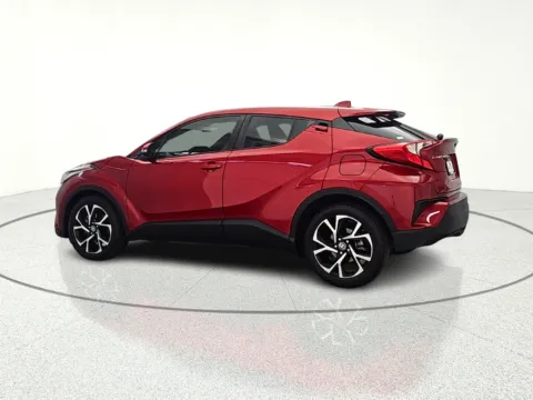 More photos of 2021 Toyota C-HR XLE at CarWise Gurnee, IL