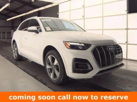 Blue 2022 Audi Q5 40 Premium Plus for sale in Gurnee, IL