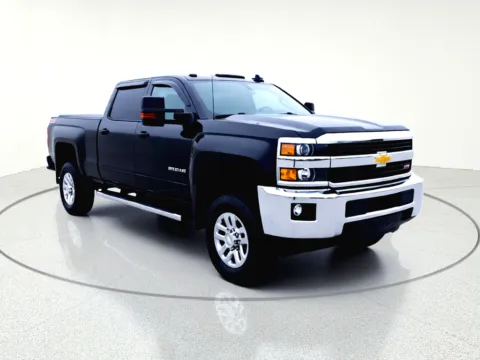 Photos of 2017 Chevrolet Silverado 2500HD LT for sale in Gurnee, IL at CarWise Gurnee