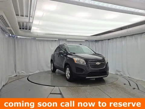 Gray 2016 Chevrolet Trax LT for sale in Gurnee, IL