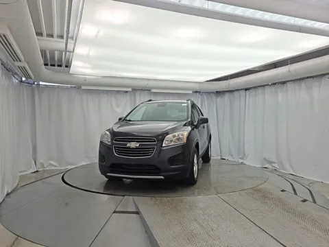 Photos of 2016 Chevrolet Trax LT for sale in Gurnee, IL at CarWise Gurnee