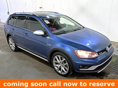 Blue 2017 Volkswagen Golf Alltrack TSI SEL for sale in Gurnee, IL