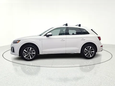 More photos of 2023 Audi Q5 45 S line Premium at CarWise Gurnee, IL