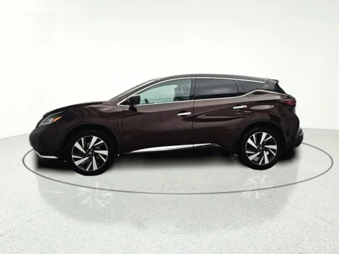 More photos of 2022 Nissan Murano SL at CarWise Gurnee, IL