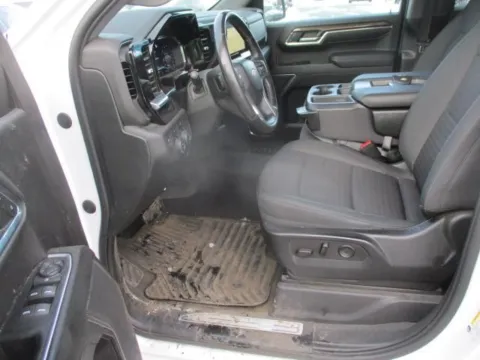 Another view of 2022 Chevrolet Silverado 1500 LT for sale in Gurnee, IL at CarWise Gurnee