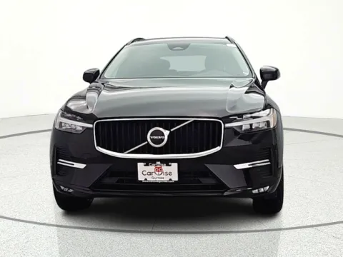Photos of 2022 Volvo XC60 B5 Momentum for sale in Gurnee, IL at CarWise Gurnee