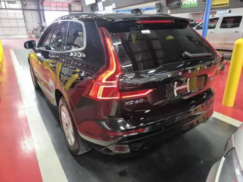 Photos of 2022 Volvo XC60 B5 Momentum for sale in Gurnee, IL at CarWise Gurnee