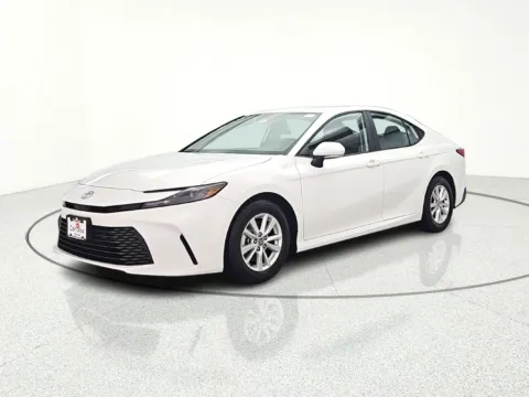 More photos of 2025 Toyota Camry LE at CarWise Gurnee, IL