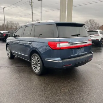 Photos of 2019 Lincoln Navigator Reserve for sale in Gurnee, IL at CarWise Gurnee