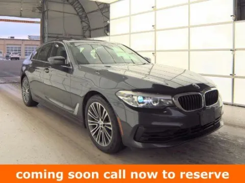 Gray 2019 BMW 5 Series 540i xDrive for sale in Gurnee, IL