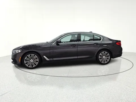 More photos of 2019 BMW 5 Series 540i xDrive at CarWise Gurnee, IL