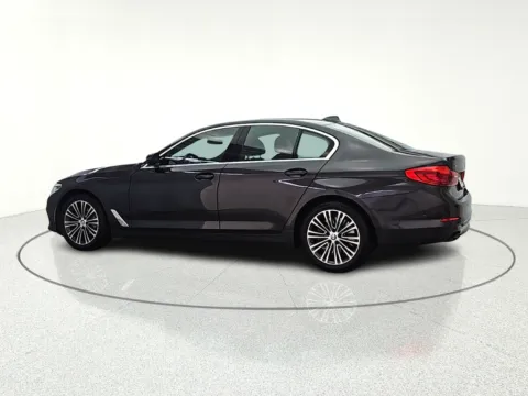 More photos of 2019 BMW 5 Series 540i xDrive at CarWise Gurnee, IL