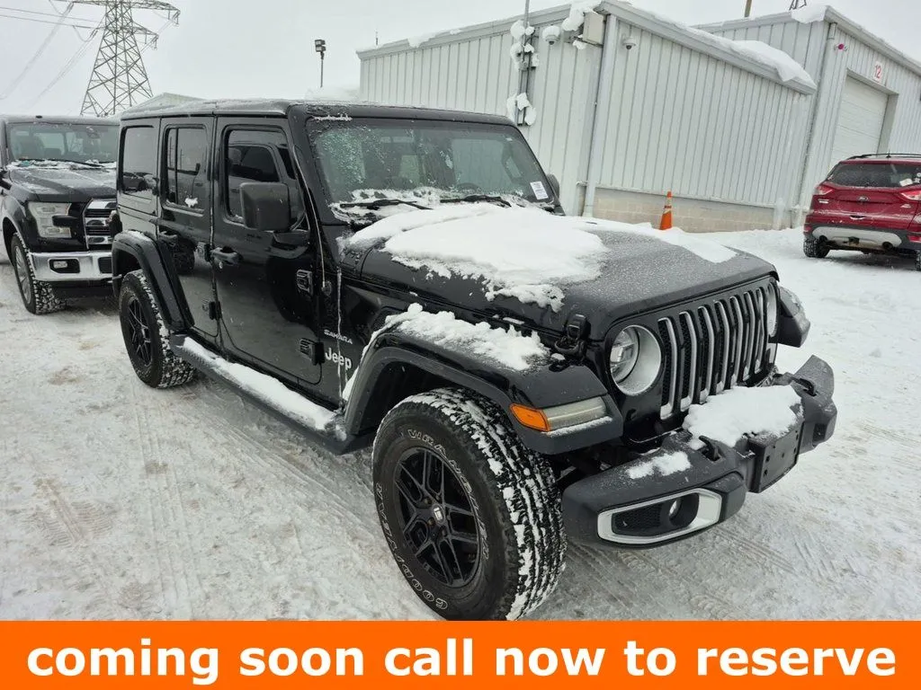 Black 2018 Jeep Wrangler Unlimited Sahara for sale in Gurnee, IL