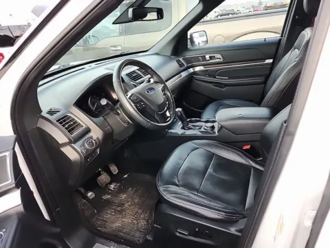 Another view of 2019 Ford Explorer Limited for sale in Gurnee, IL at CarWise Gurnee