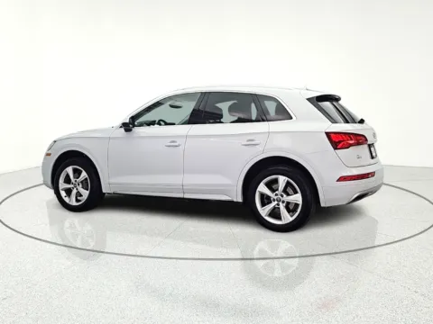 More photos of 2018 Audi Q5 2.0T Premium Plus at CarWise Gurnee, IL