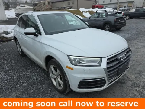 White 2018 Audi Q5 2.0T Premium Plus for sale in Gurnee, IL