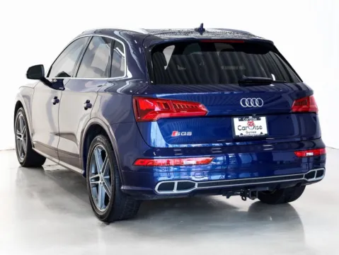 More photos of 2018 Audi SQ5 3.0T Prestige at CarWise Gurnee, IL