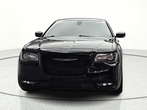 Photos of 2021 Chrysler 300 S for sale in Gurnee, IL at CarWise Gurnee