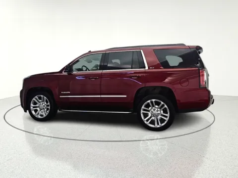 More photos of 2018 GMC Yukon SLT at CarWise Gurnee, IL