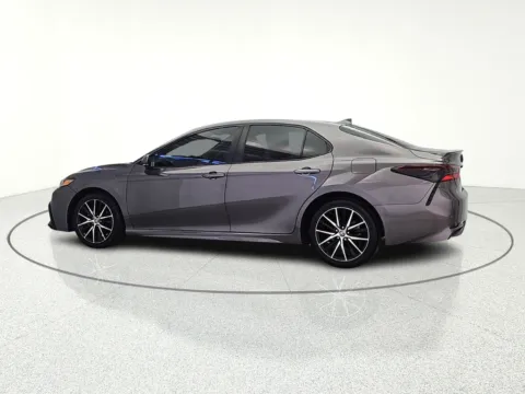 More photos of 2023 Toyota Camry SE at CarWise Gurnee, IL