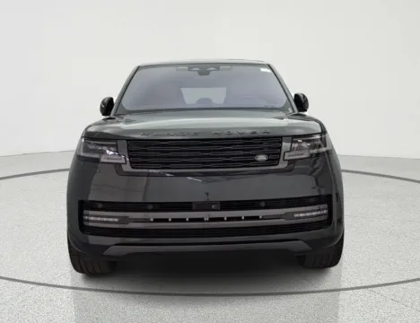 Photos of 2023 Land Rover Range Rover SE for sale in Gurnee, IL at CarWise Gurnee