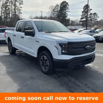 White 2022 Ford F-150 Lightning Pro for sale in Gurnee, IL
