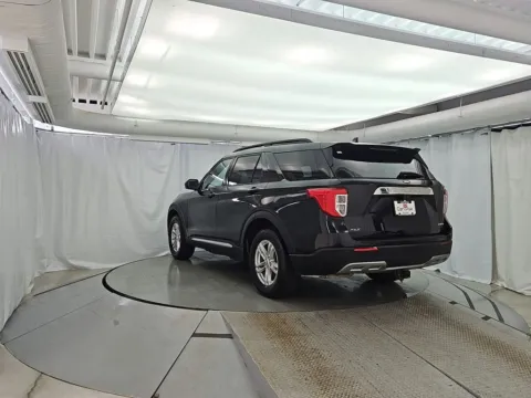 More photos of 2023 Ford Explorer XLT at CarWise Gurnee, IL