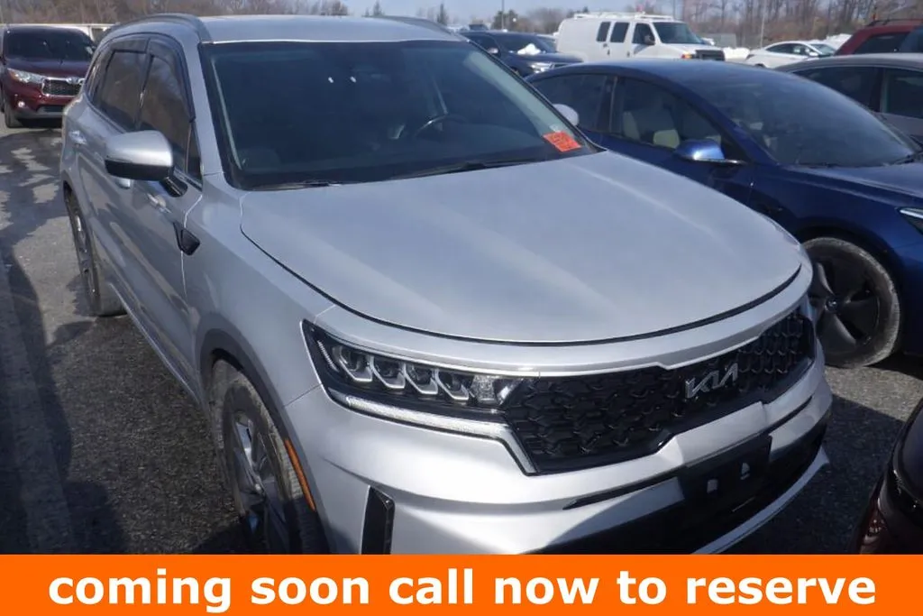 Silver 2023 Kia Sorento Hybrid EX for sale in Gurnee, IL