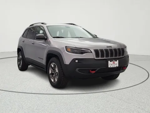 Silver 2019 Jeep Cherokee Trailhawk for sale in Gurnee, IL