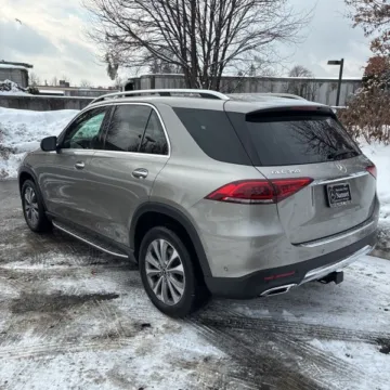 Photos of 2020 Mercedes-Benz GLE 350 for sale in Gurnee, IL at CarWise Gurnee