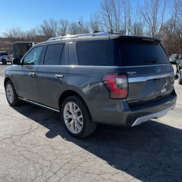 Photos of 2019 Ford Expedition Platinum for sale in Gurnee, IL at CarWise Gurnee