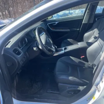 Another view of 2016 Volvo S60 Inscription T5 for sale in Gurnee, IL at CarWise Gurnee