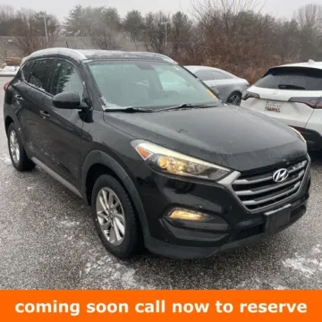 Black 2017 Hyundai Tucson SE for sale in Gurnee, IL