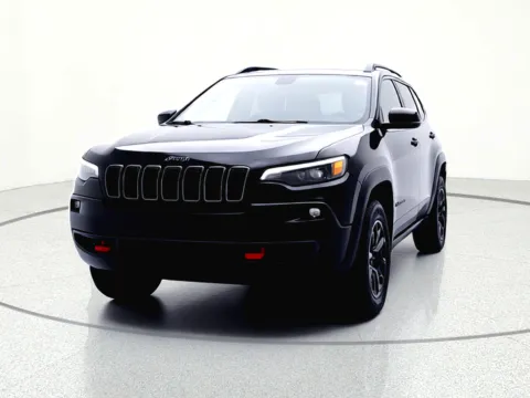 Photos of 2022 Jeep Cherokee Trailhawk for sale in Gurnee, IL at CarWise Gurnee