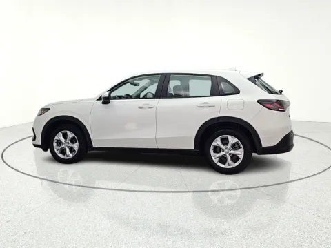 More photos of 2023 Honda HR-V LX at CarWise Gurnee, IL