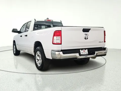 More photos of 2019 Ram 1500 Tradesman at CarWise Gurnee, IL