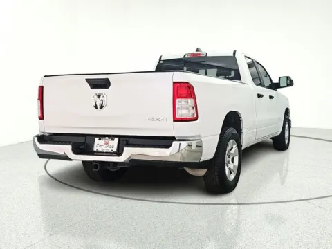 More photos of 2019 Ram 1500 Tradesman at CarWise Gurnee, IL