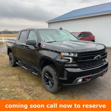 Black 2021 Chevrolet Silverado 1500 LT Trail Boss for sale in Gurnee, IL